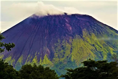 Volcán San Cristóbal