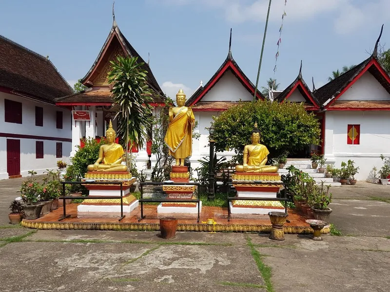Wat Mai Suwannaphumaham