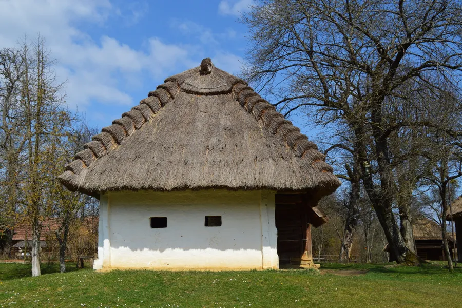 Weaving House