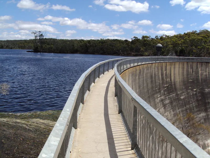 Whispering Wall