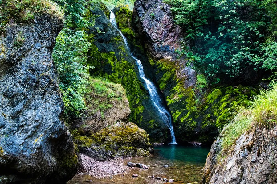 White Drin Waterfall