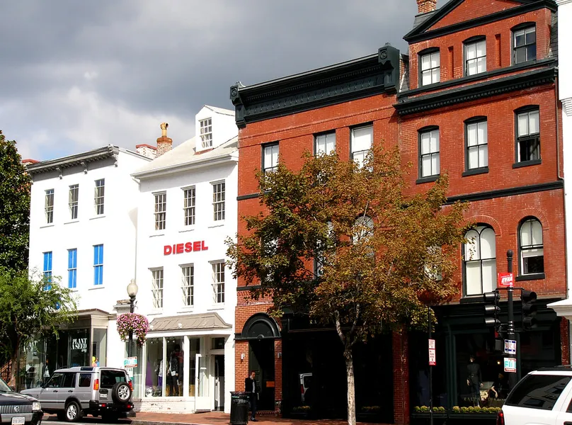 Wisconsin Avenue Shopping