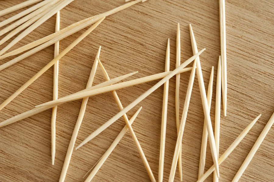 Wooden Sticks Golf Club