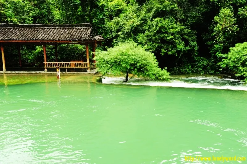 X涧湖风景区 (X Jian Lake Scenic Area)