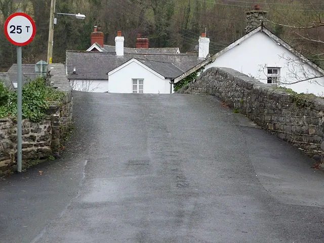 Y Bont Fawr (The Old Bridge)