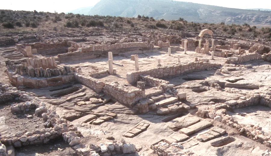 Yacimiento Arqueológico del Tolmo de Minateda