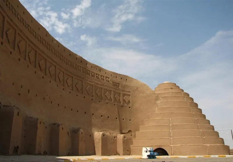 Yakhchal of Meybod