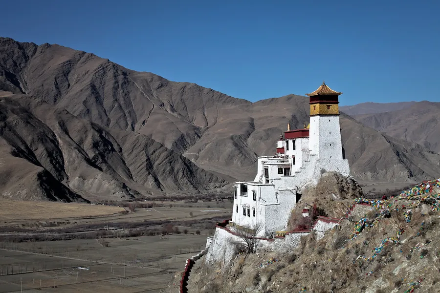 Yarlung Valley