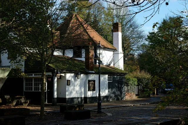 Ye Olde Fighting Cocks