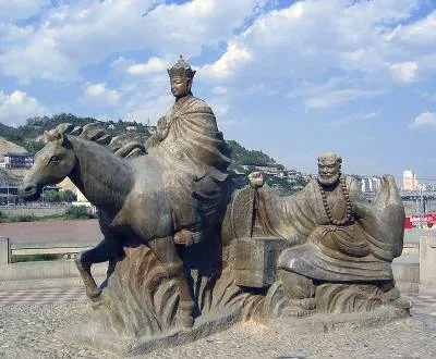 Yellow River Mother Sculpture
