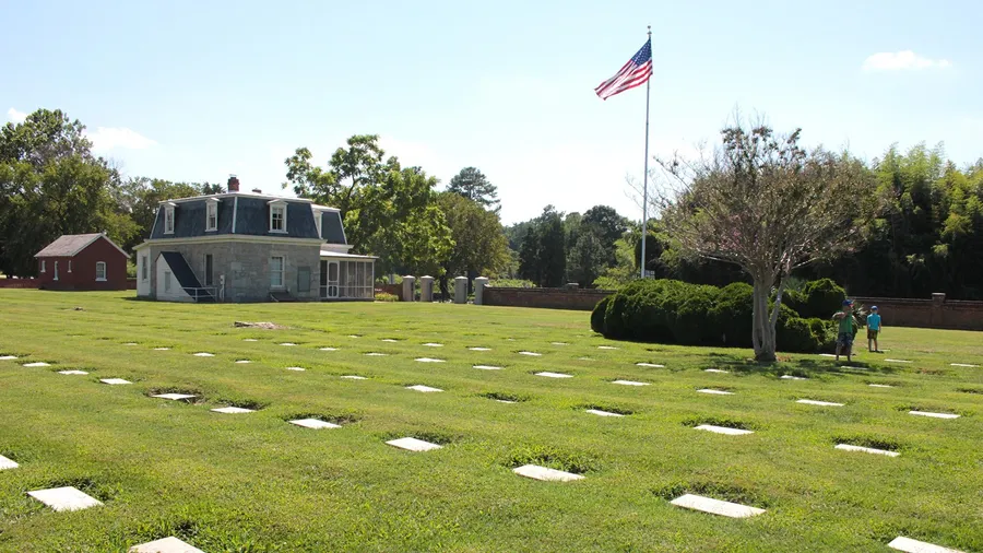 Yorktown National Cemetery