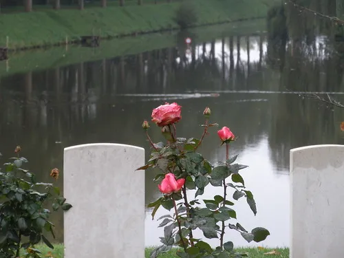 Ypres Ramparts Cemetery