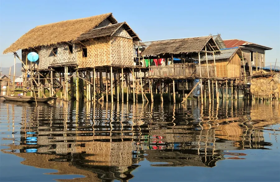 Ywahtaung Village (Silverware Village)