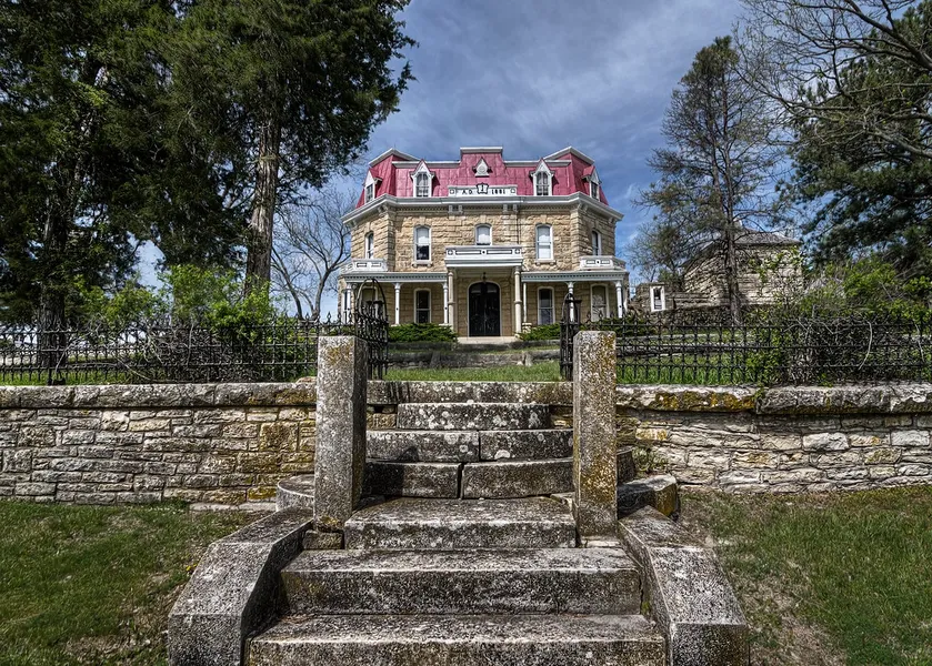 Z Bar/Spring Hill Ranch