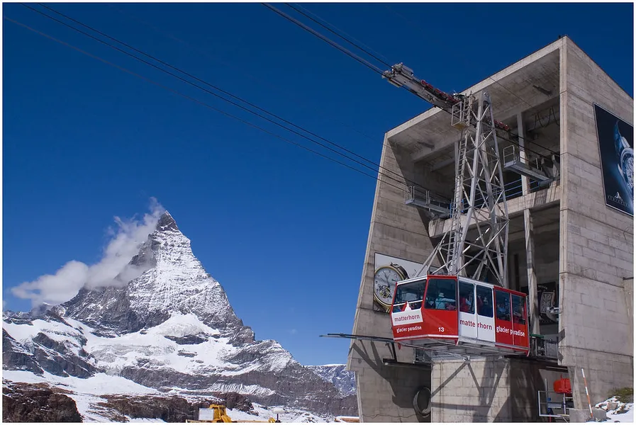 Zermatt-Furi Gondola