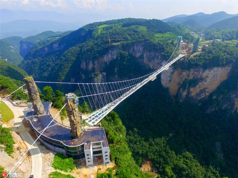 Zhangjiajie Glass Bridge