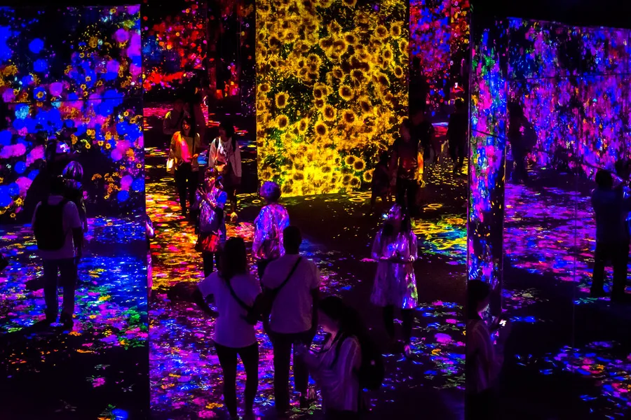 teamLab Borderless